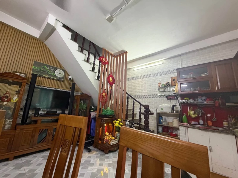 Bán đất 81m2 gần chợ Điện Ngọc, khu đô thị An Phú Quý giá 2 tỷ canho50m2