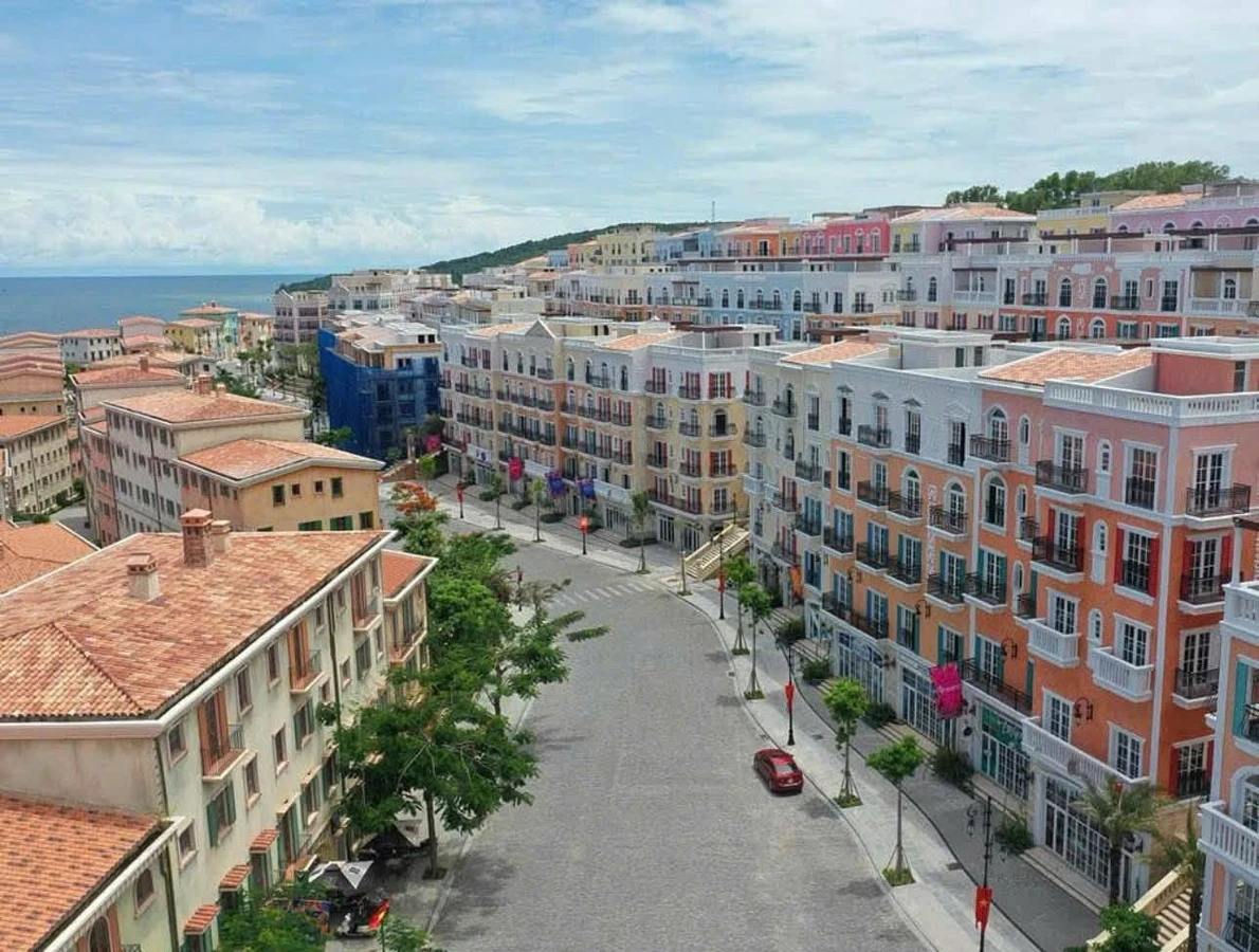 Bán nhà Sunset Town đường Milan 142.2m² 5 tầng 20 tỷ - Ảnh thu nhỏ 2