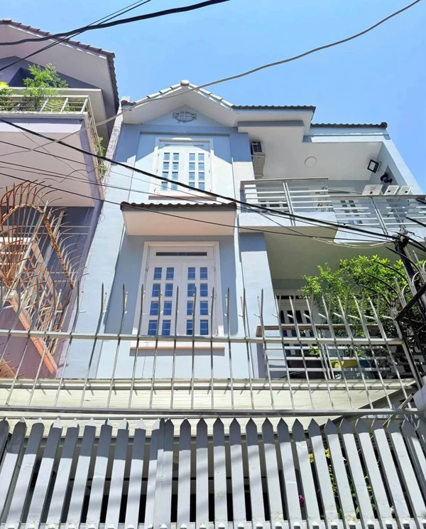 Bán nhà 3 lầu 4PN 83m2 Nguyễn Trường Tộ, Vũng Tàu
