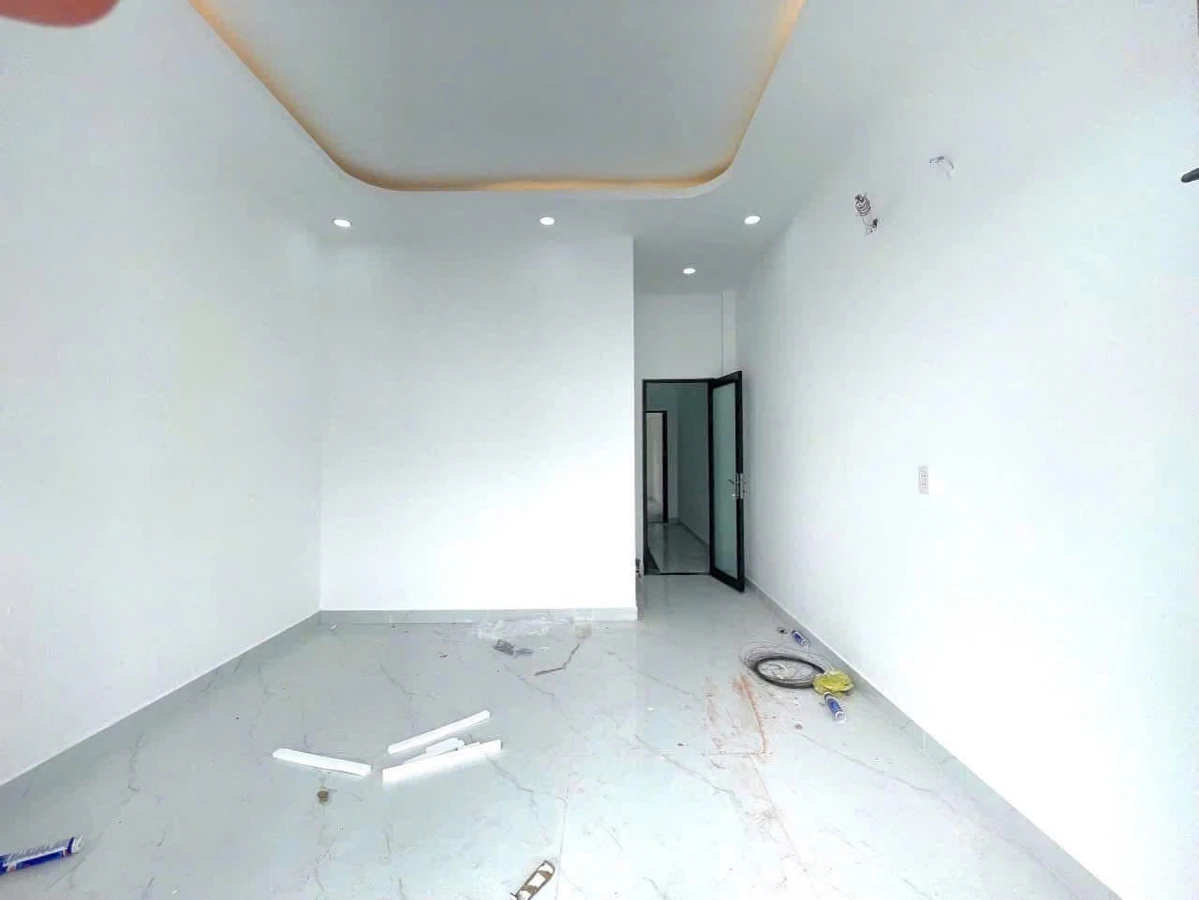 Bán nhà phố 90m2 cuối Đồng Khởi Quận 1, 1 tỷ 750 triệu - Ảnh thu nhỏ 5