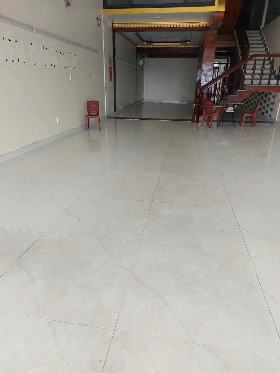 Cho thuê nhà mặt đường Ngô Gia Tự 360m², 17 triệu/tháng - Ảnh thu nhỏ 2