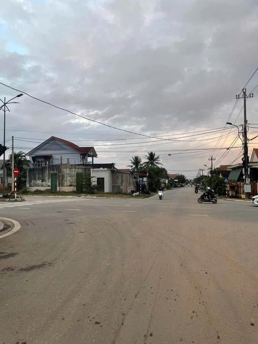 Bán đất 250m2 đường Tôn Thất Sơn, Huế giá 5,7 tr/m2 - Ảnh thu nhỏ 3