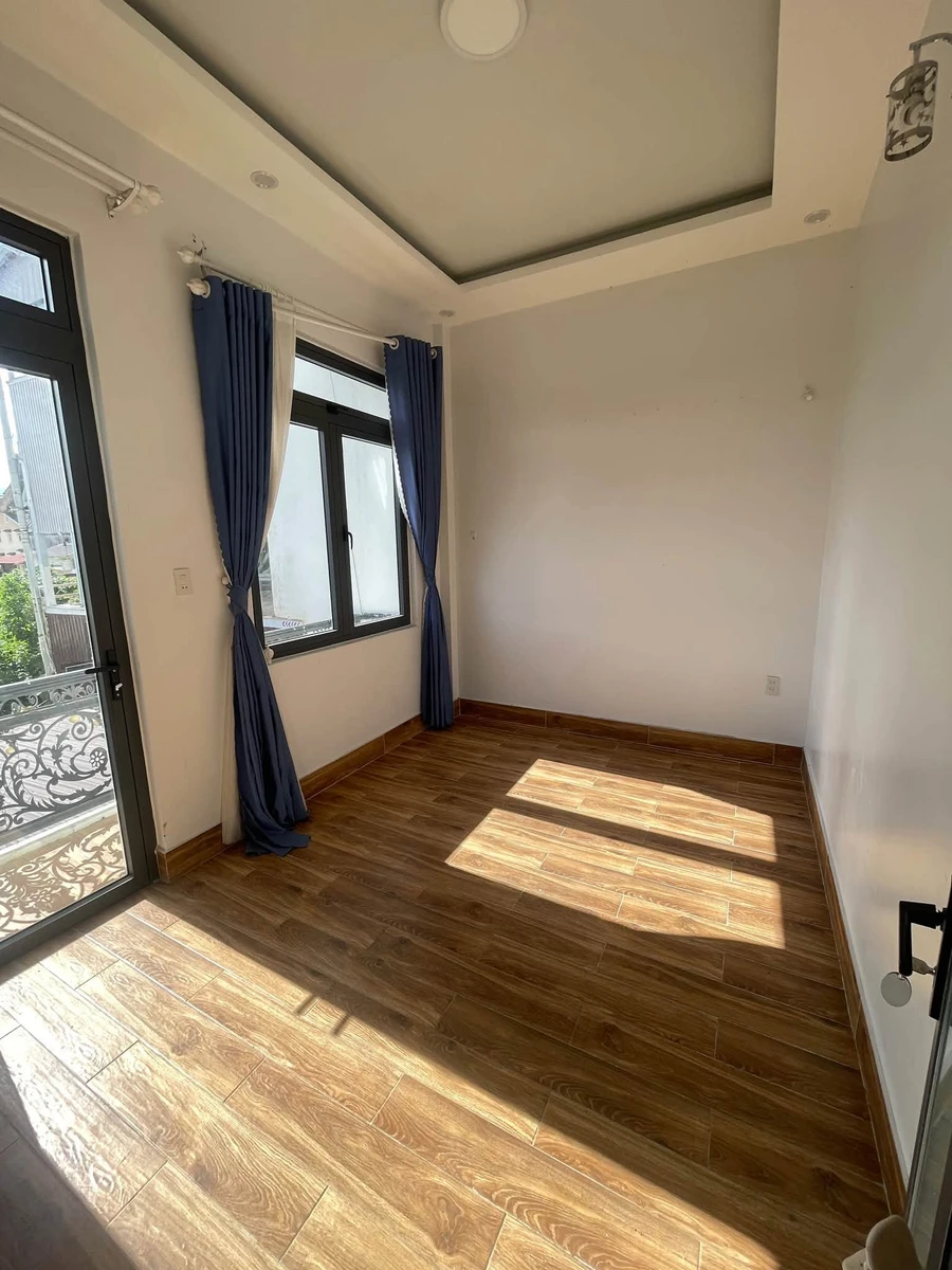 Bán nhà Mê Linh 100m2, 6 phòng ngủ, 5.5 tỷ - Ảnh thu nhỏ 5