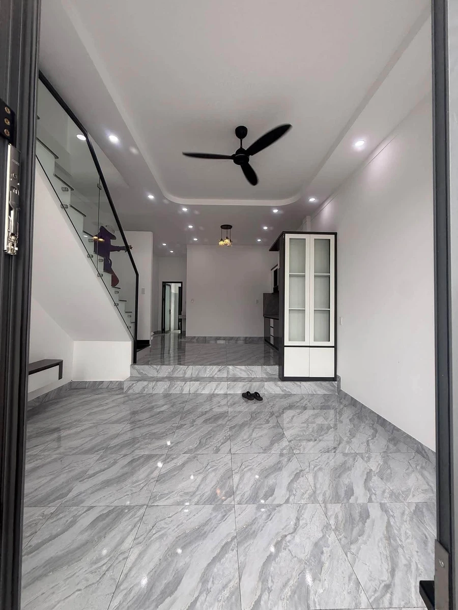 Bán nhà 2 tầng 5x20m Phường Thành Nhất, Quận 12, 1 tỷ 950 triệu - Ảnh thu nhỏ 3