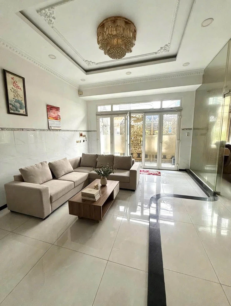 Bán nhà 8x11m trệt 2 lầu, 4PN, đường Lê Văn Quới, Bình Tân giá 6,7 tỷ - Ảnh thu nhỏ 3