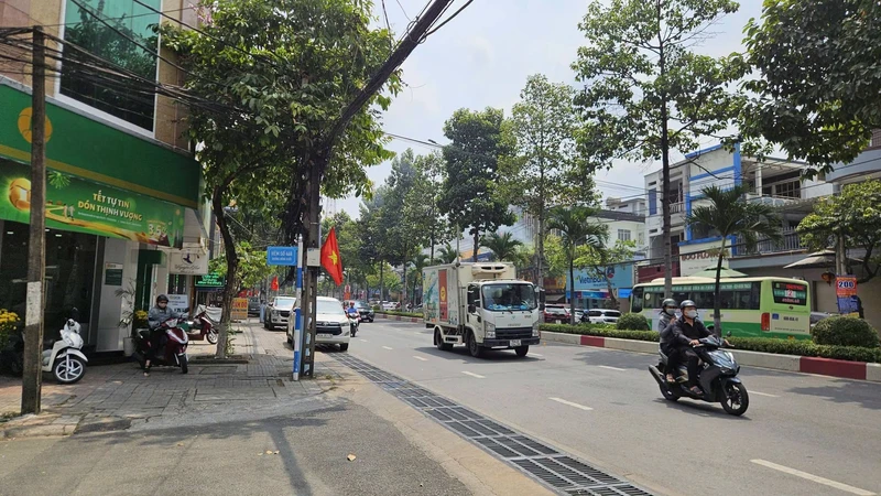Bán nhà mặt tiền Đồng Khởi 220m² Đồng Nai, 14.5 tỷ