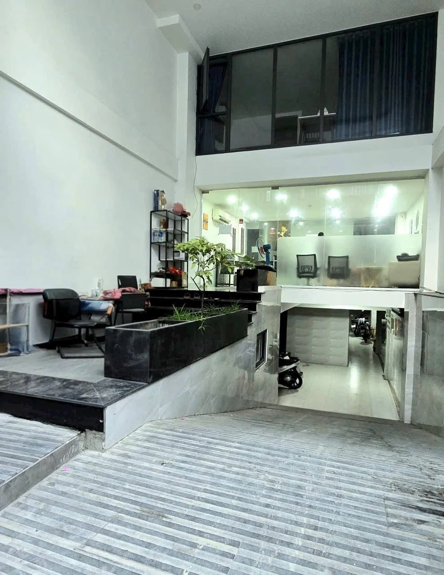 Bán shophouse cao cấp 7 tầng 128m2 Phan Tây Hồ Phú Nhuận 22.9 tỷ - Ảnh thu nhỏ 4