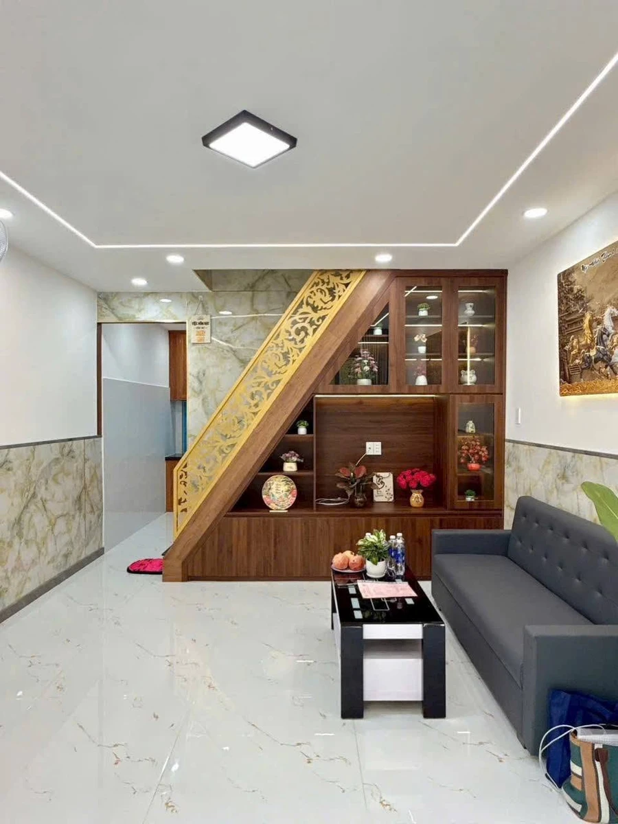 Bán nhà 1 trệt 1 lầu 4x8m, 2PN 2WC, đường 26/3, Bình Tân, nội thất cao cấp - Ảnh thu nhỏ 2