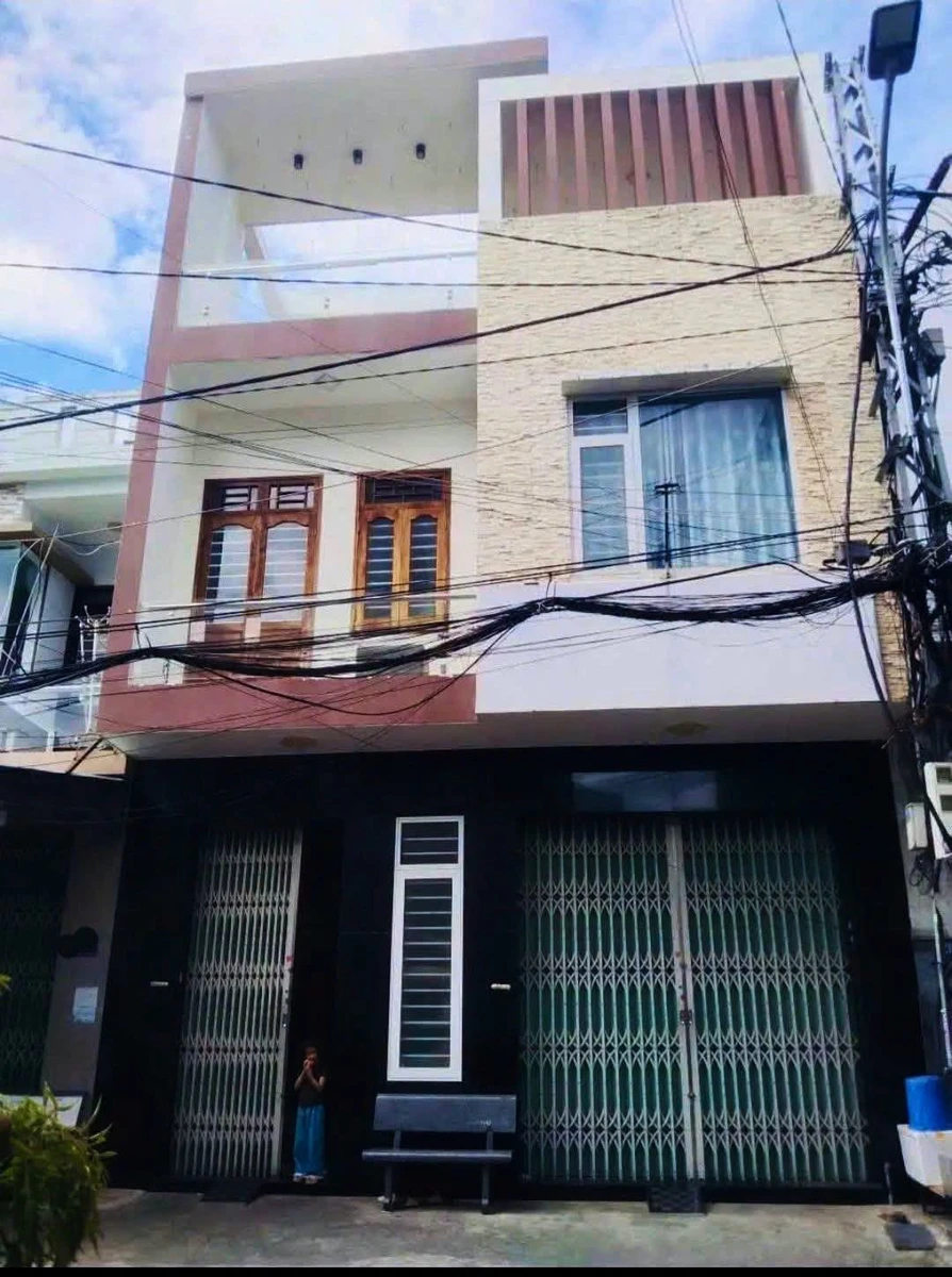 Bán nhà mặt tiền 4PN 185m² khu Chợ Đầm Quy Nhơn - Ảnh 1