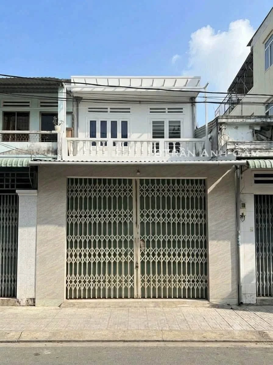 Bán nhà 2 tầng hẻm 81m2 Trương Định, Quận 3 - Ảnh 1
