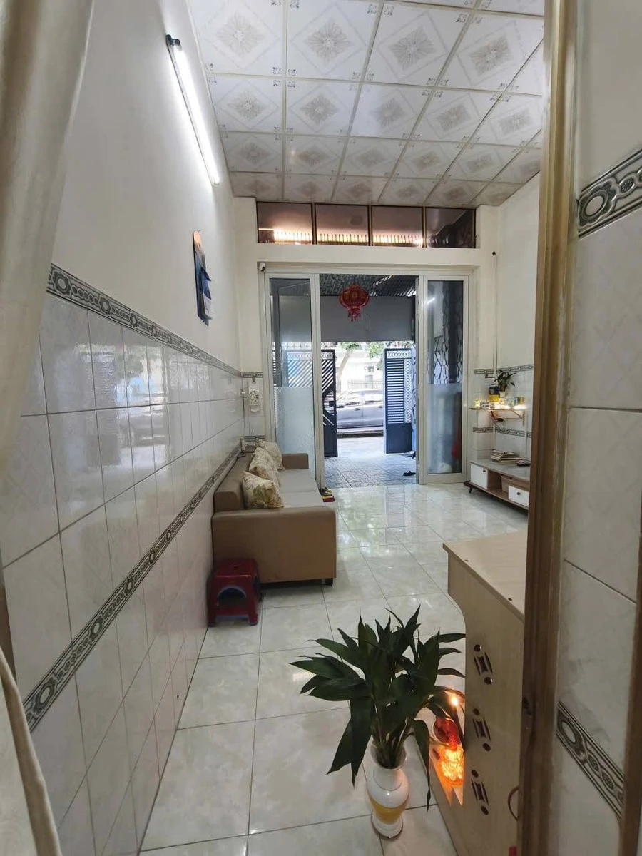 Bán nhà cấp 4 mặt tiền Hoàn Kiếm 52m² 7,5 tỷ Nha Trang - Ảnh thu nhỏ 4
