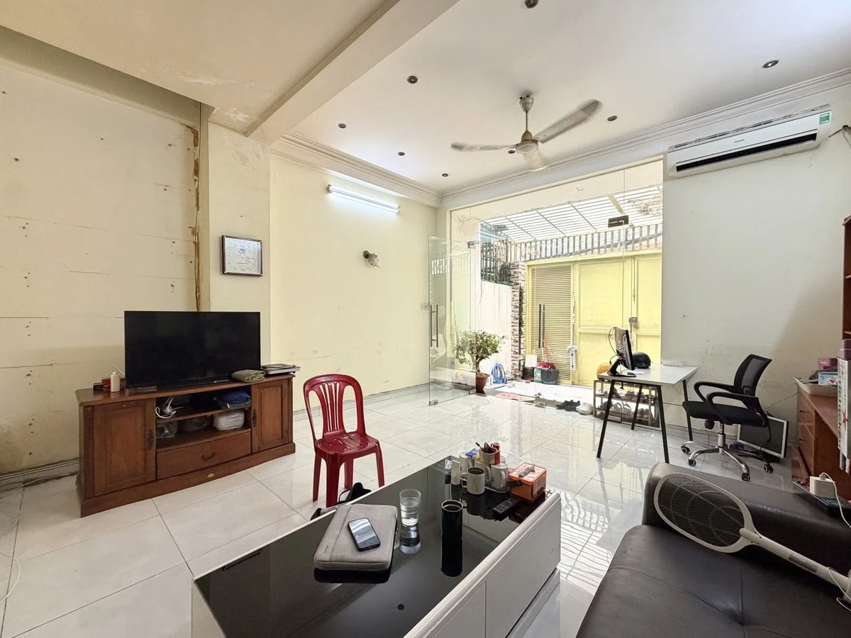 Bán nhà 4 tầng 68m² gần Phan Xích Long, Phú Nhuận, 16,9 tỉ - Ảnh thu nhỏ 2