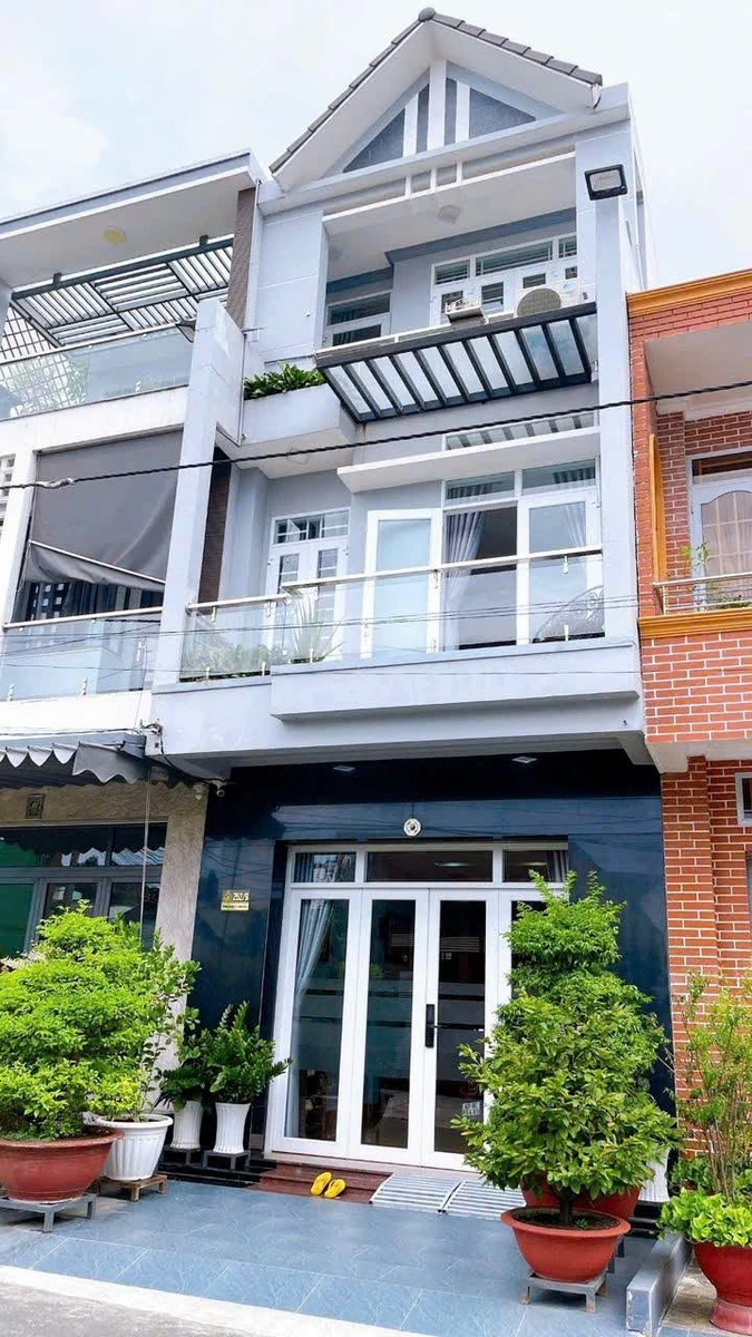 Bán nhà 1 trệt 2 lầu 77m² gần VinCom Biên Hòa 6,5 tỷ - Ảnh thu nhỏ 2