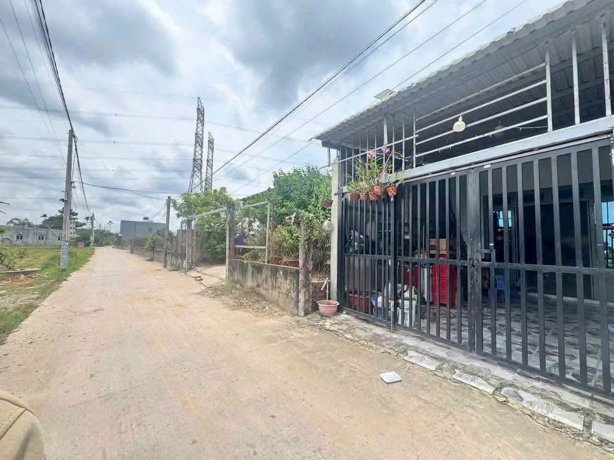 Bán nhà bê tông 5x25m giá 1,35 tỷ tại Đức Hòa, Long An - Ảnh thu nhỏ 2
