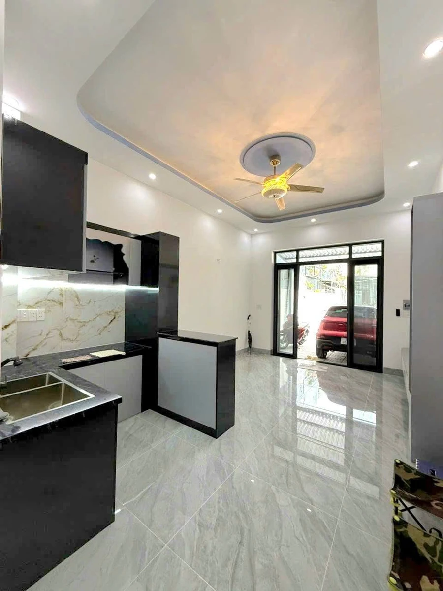 Bán nhà 1 trệt 1 lầu 94m² Ngô Quyền Quận 7 giá 5,1 tỷ - Ảnh thu nhỏ 3