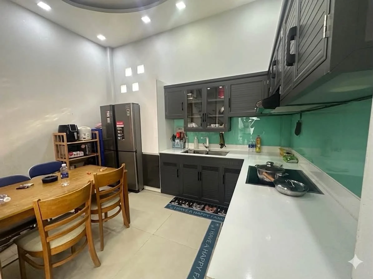 Bán nhà 2 tầng hẻm ô tô 76m² Linh Đông, Thủ Đức - 5,5 tỷ - Ảnh thu nhỏ 3