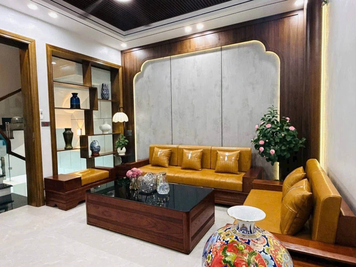 Bán nhà 3 phòng 51,5m2 mặt tiền 4,5m Hồng Quang Hải Dương - Ảnh thu nhỏ 2