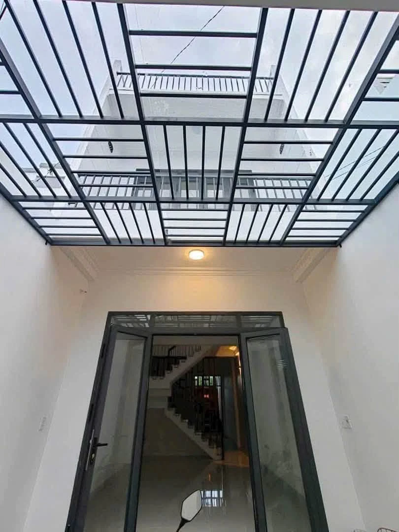 Bán nhà 1 trệt 1 lầu mặt tiền đường Huỳnh Thị Khá, Phú Thủy, Phan Thiết, 68,5m2, 3,1 tỷ - Ảnh 1