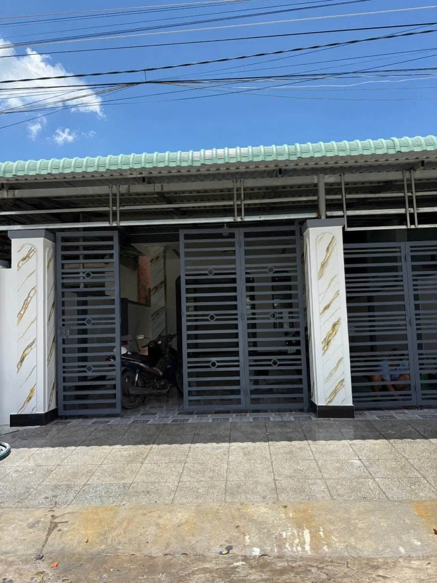 Bán nhà Tây Ninh 189m² 3 phòng ngủ 1 tỷ 780 triệu - Ảnh thu nhỏ 2