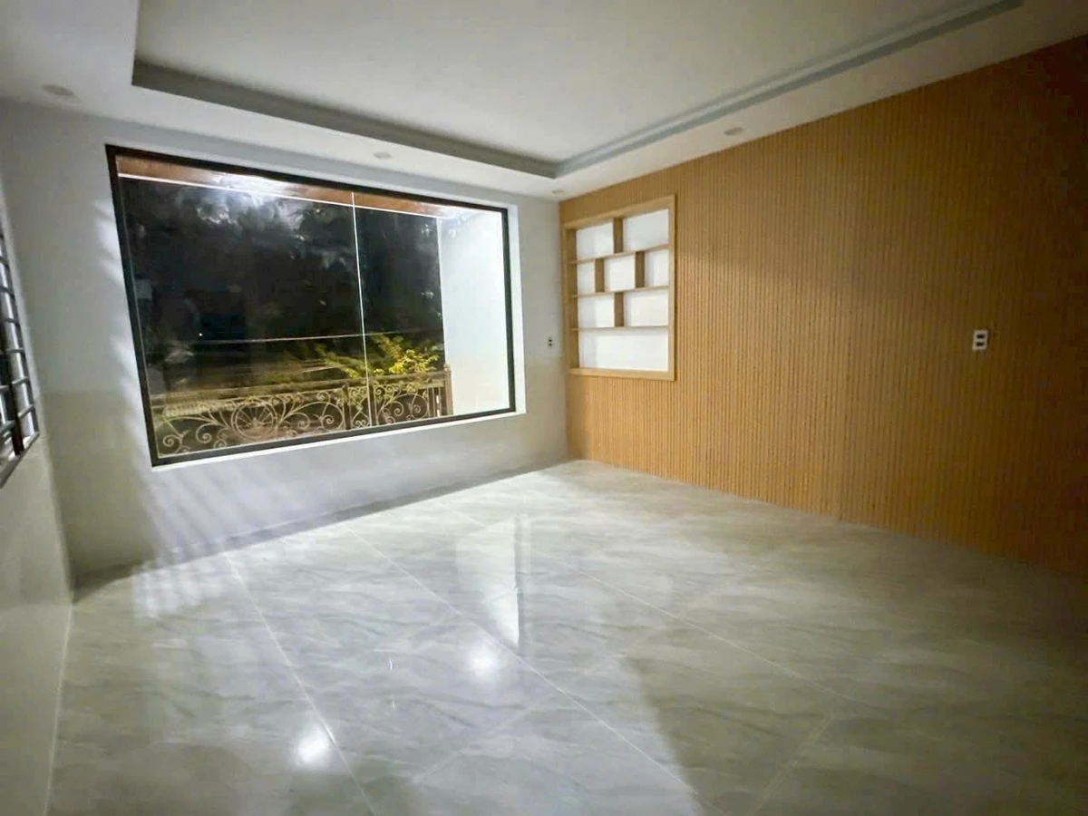 Bán nhà mới 3 tầng 122m2 Phường Long Tâm Bà Rịa 5.6 tỷ - Ảnh thu nhỏ 3