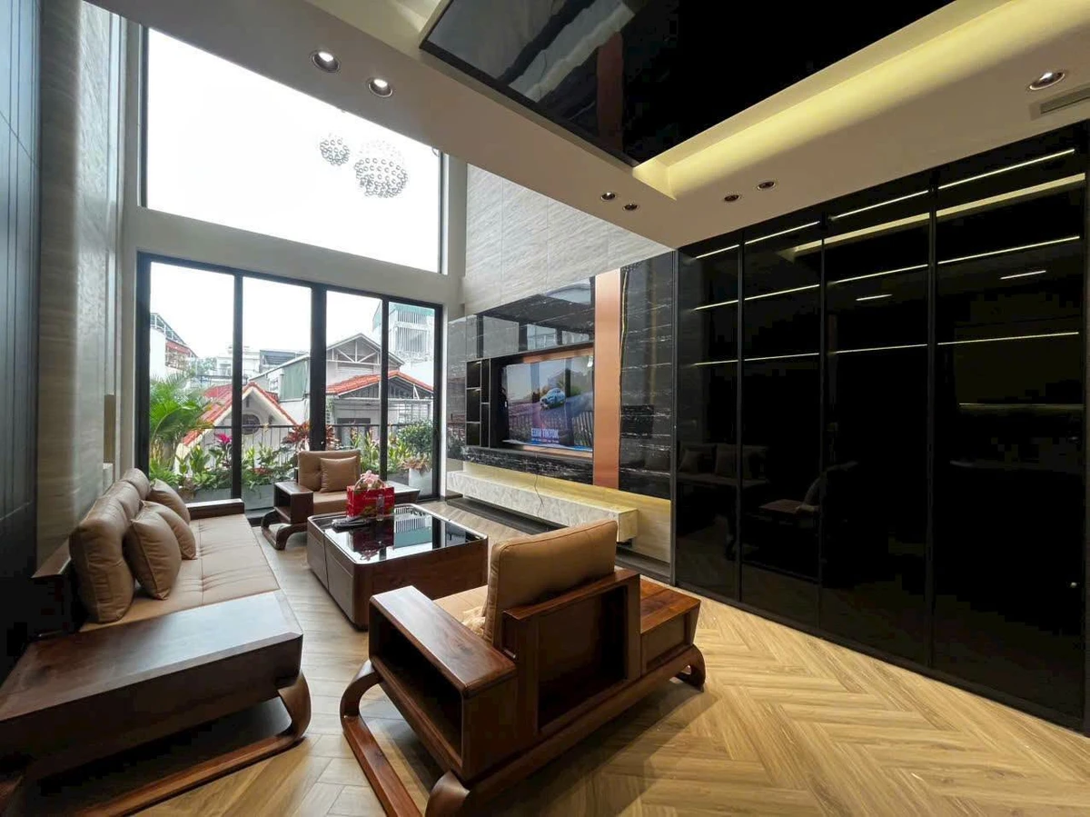 Bán nhà 7 tầng thang máy 92m2 Gia Thụy Long Biên 24 tỷ - Ảnh thu nhỏ 3
