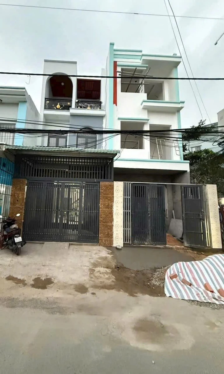 Bán nhà mặt tiền Bình Hòa Thủ Đức 50m² 3 phòng ngủ - Ảnh 1