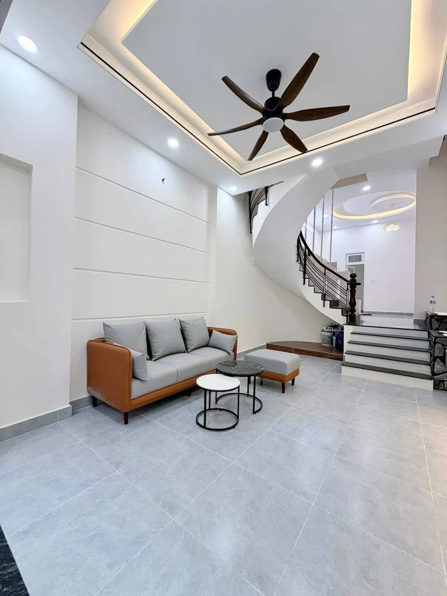 Bán nhà 2 tầng 60m2 Lê Trọng Tấn Tây Thạnh 5.5 tỷ - Ảnh thu nhỏ 2