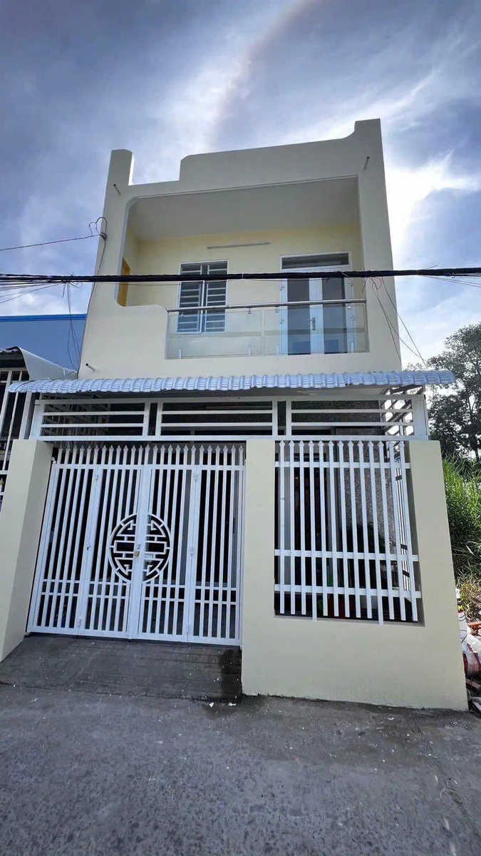 Bán nhà 2 phòng ngủ 67.5m² Rạch Giá 1 tỷ 400 triệu - Ảnh 1