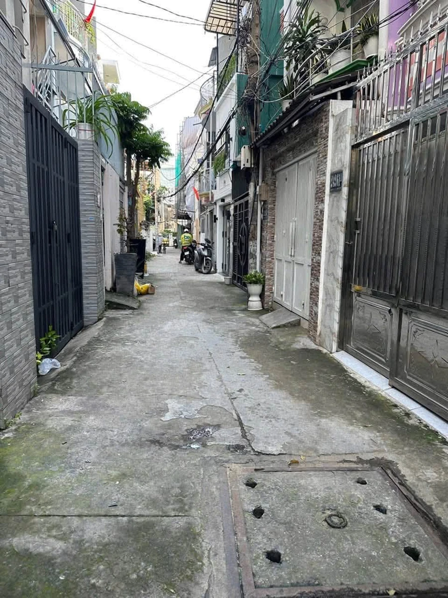 Bán nhà hẻm Nguyễn Xí 32.5m² 2 tầng 2PN, Phường 13, Bình Thạnh, giá 5 tỷ - Ảnh 1