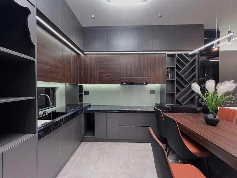 Bán nhà 4 tầng 61m² hẻm xe hơi đường 3 Tháng 2, Quận 10, full nội thất - Ảnh thu nhỏ 4