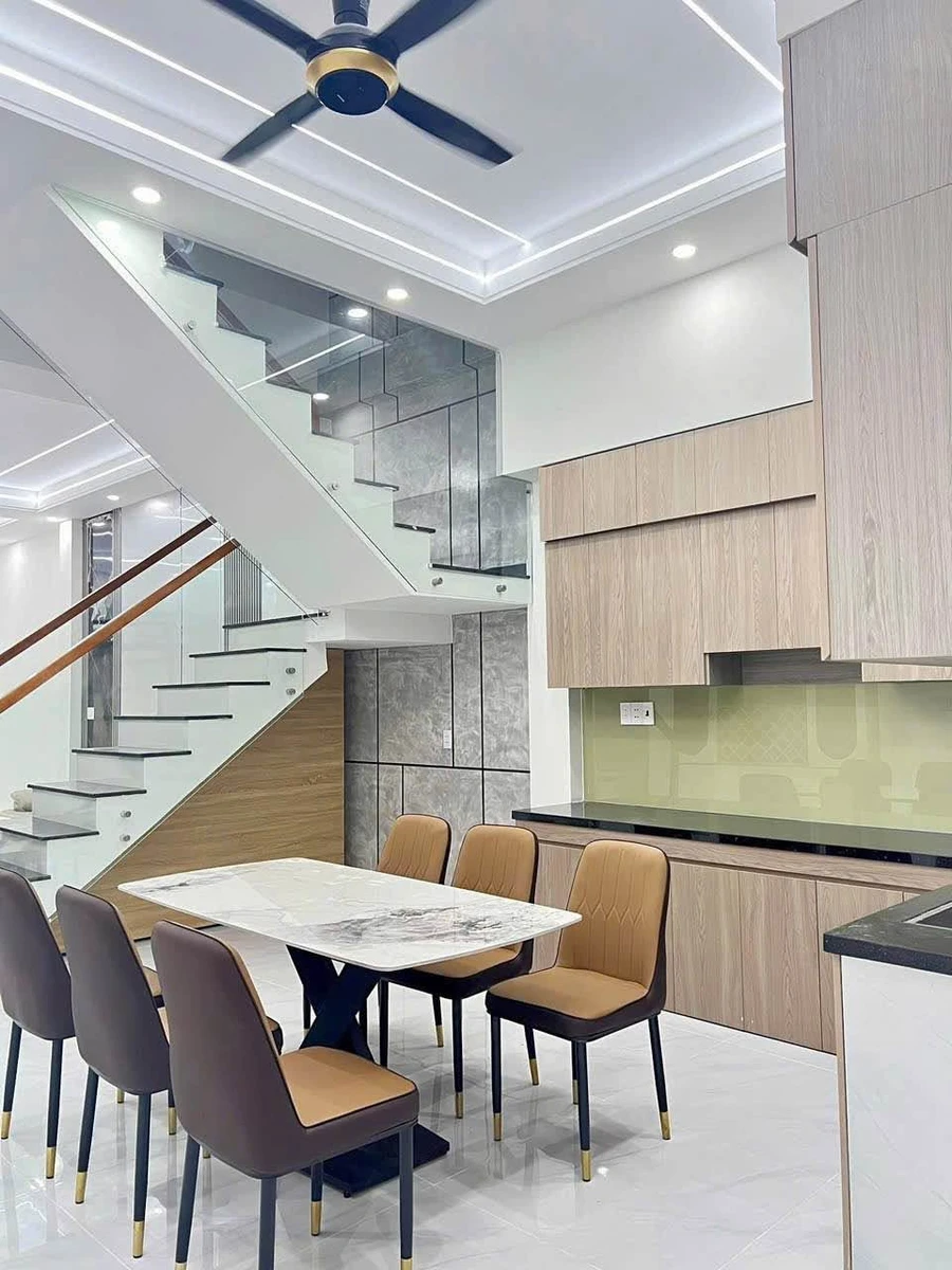 Bán nhà 1 trệt 2 lầu 80m2 Biên Hoà Đồng Nai 4 tỷ 950 - Ảnh thu nhỏ 2