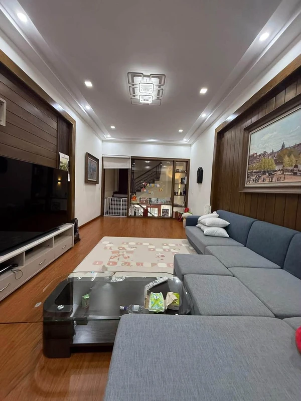Bán nhà 4 tầng 80m² 5 tỷ 850 triệu Phạm Văn Đồng Hải Dương
