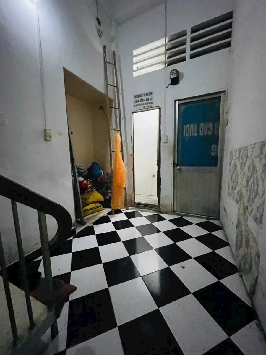 Bán nhà Đoàn Văn Bơ Quận 4, 39m2, 3 tỷ 450 triệu - Ảnh thu nhỏ 3