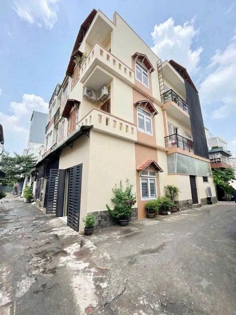 Bán nhà 3 tầng 62m² hẻm xe hơi đường 4, Trường Thọ, Thủ Đức giá 5,7 tỷ - Ảnh 1