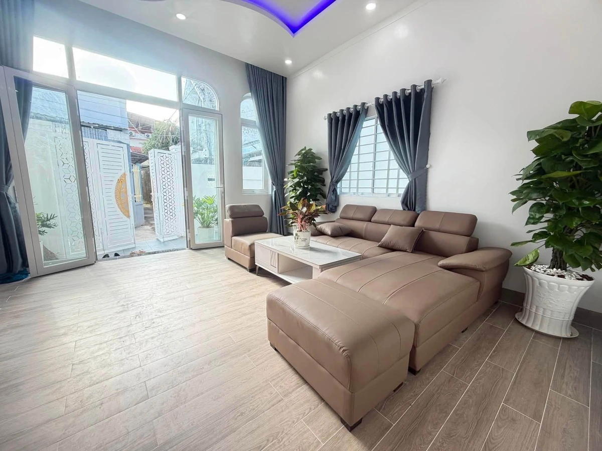 Nhà bán 3 phòng ngủ 122 m² gần Nguyễn Huệ 2,1 tỷ - Ảnh thu nhỏ 4