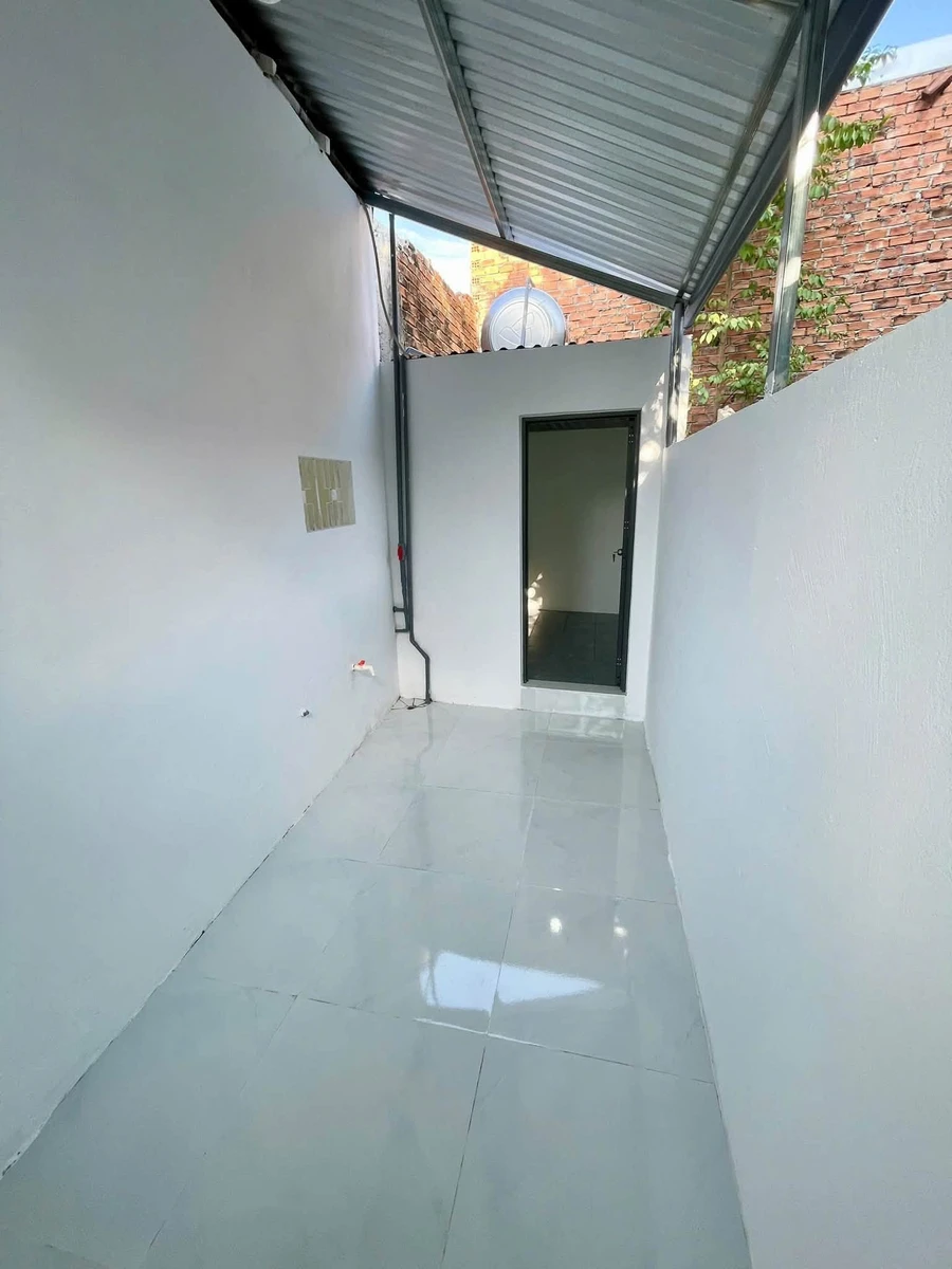 Bán nhà cấp 4 Hoàng Hoa Thám Quảng Ngãi 2PN, 104m2, 890tr - Ảnh thu nhỏ 5