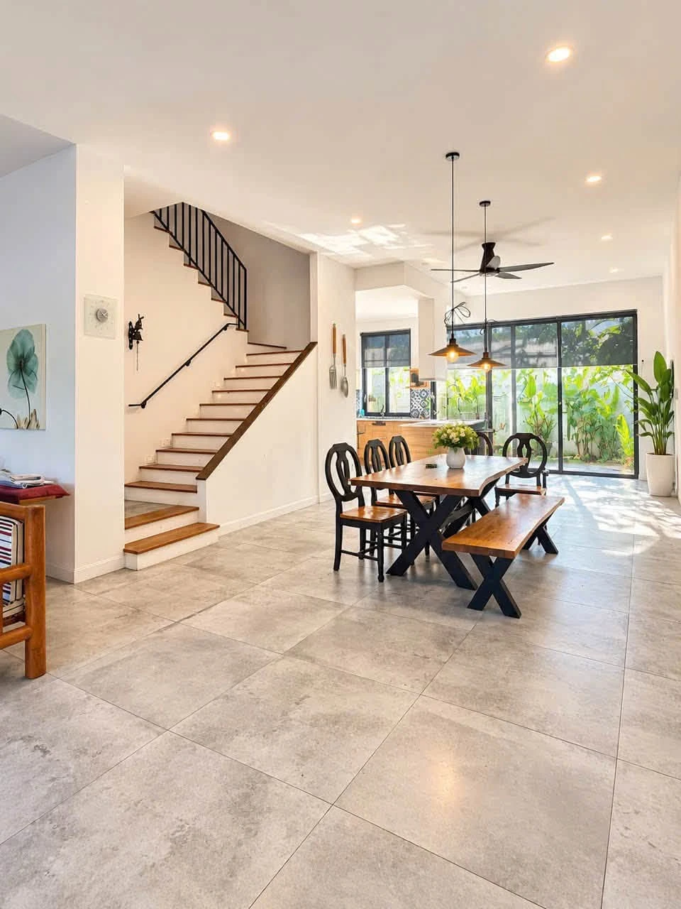 Bán villa 3 tầng mặt tiền Võ Nguyên Giáp Mỹ Khê 140m² - Ảnh 1