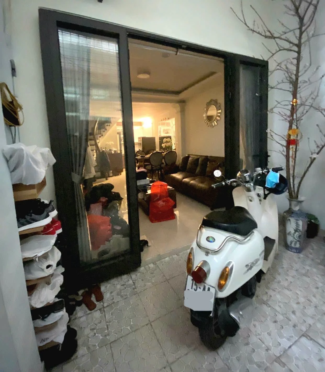Bán nhà 2 tầng 35m2 phố Thiên Lôi - Chợ Đôn, 2 phòng ngủ, giá 1,9 tỷ - Ảnh 1