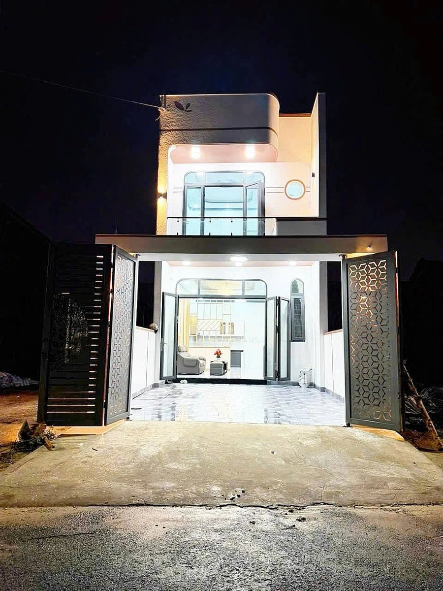 Bán nhà trệt lầu mặt tiền Thới Hòa 100m² 2.2 tỷ - Ảnh thu nhỏ 2