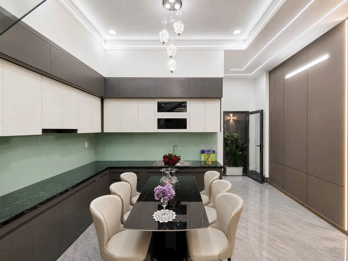 Bán nhà 1 trệt 2 lầu 240m² Phường Biên Hòa, Hóc Môn - Ảnh thu nhỏ 4
