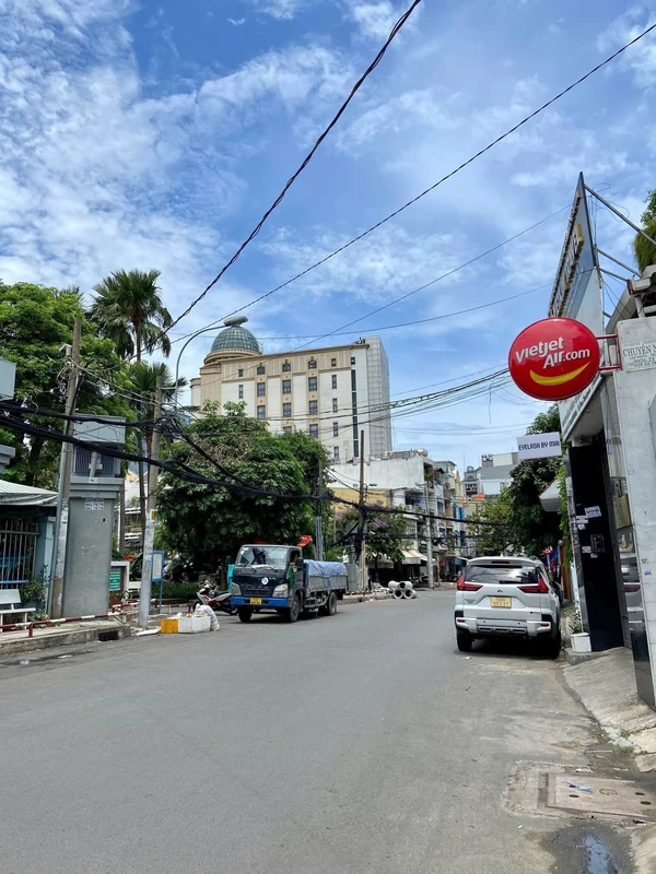 Bán nhà HXH Phan Xích Long 50m2, 4 tầng 4PN, Quận 1
