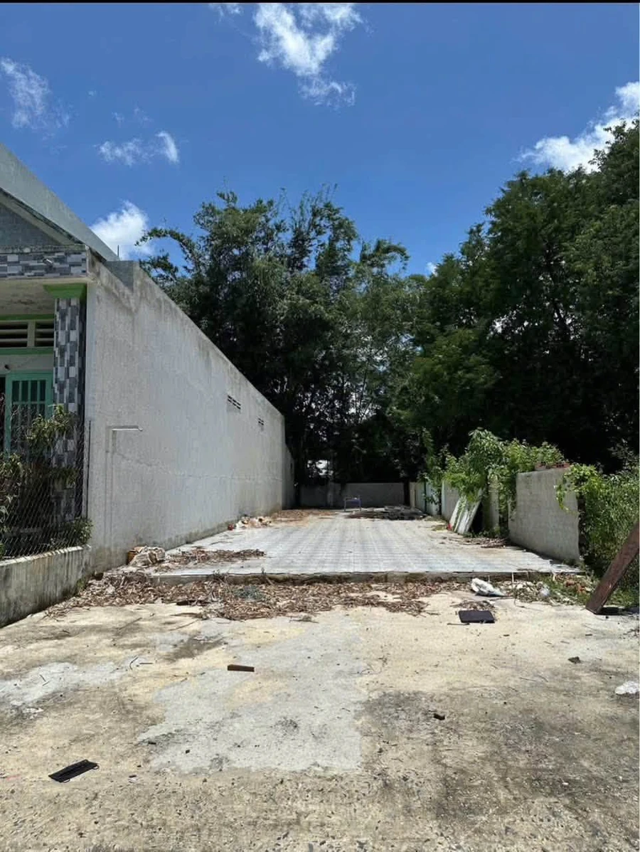Bán đất nền 100m² gần chợ Phường 4, Tây Ninh, 1,15 tỷ - Ảnh 1