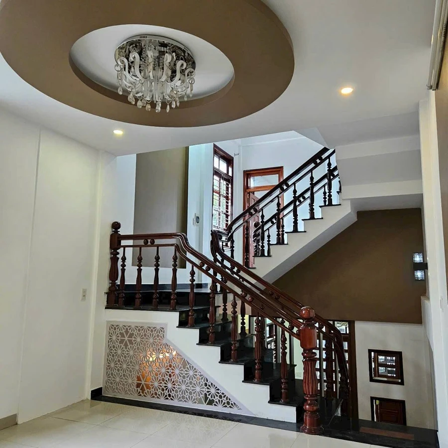 Nhà 3 tầng 4 phòng ngủ, 120m2, mặt tiền Đào Duy Anh, Huế - Ảnh thu nhỏ 3