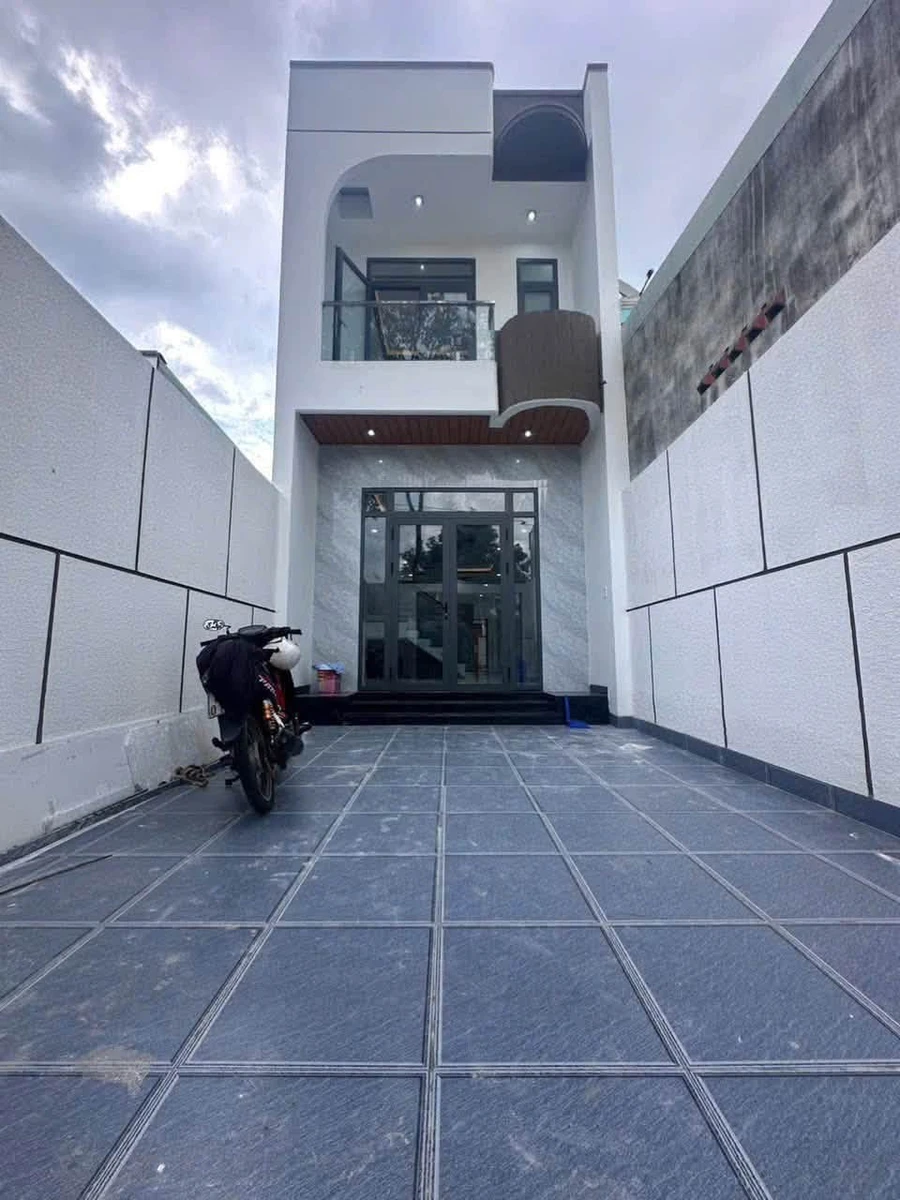 Nhà trệt lầu Mỹ Phước 3, Bến Cát 100m², 4 phòng ngủ, 2.48 tỷ - Ảnh thu nhỏ 2