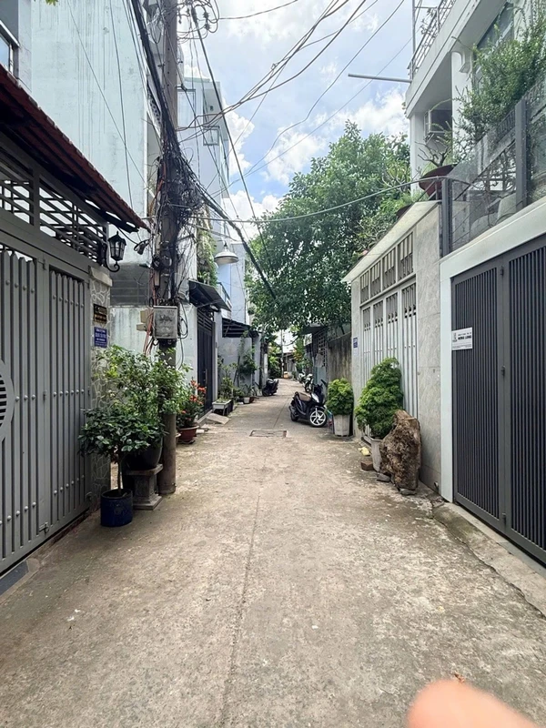 Siêu hot!!! Căn shophouse APEC ngay TTTP giá cắt lỗ chỉ 6,2 tỷ zaloo