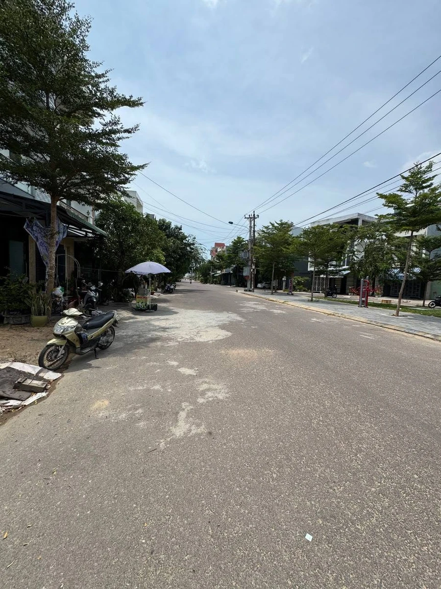 Bán nhà mặt tiền 101m2, 1,5 tầng gần Nguyễn Thị Định, Phường Quy Nhơn Nam - Ảnh 1