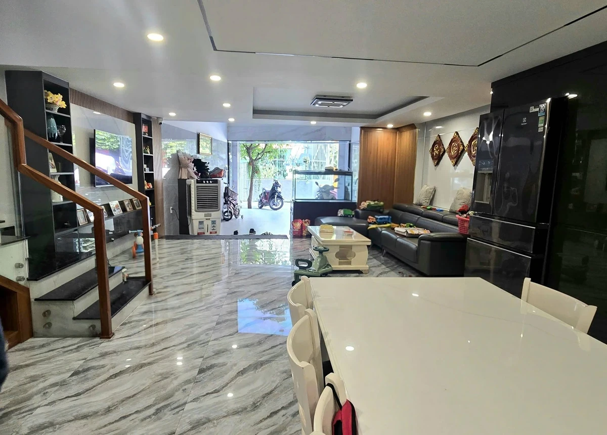 Bán nhà mặt tiền 4 phòng ngủ 86.8m² Bình Thạnh 16.8 tỷ - Ảnh thu nhỏ 4