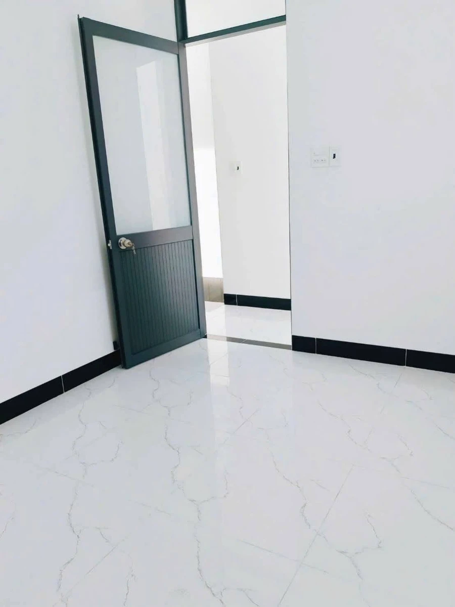 Bán nhà 2 tầng 42m² mặt tiền Trần Hưng Đạo, Quận 7 - Ảnh thu nhỏ 4