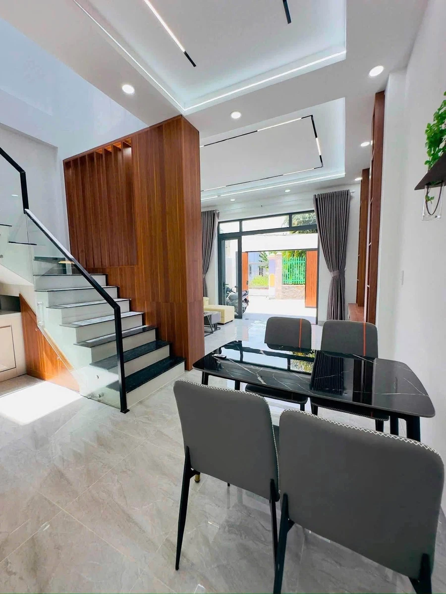 Bán nhà Phú Mỹ Thủ Dầu Một 75m2, giá 3 tỷ 250 triệu - Ảnh thu nhỏ 4