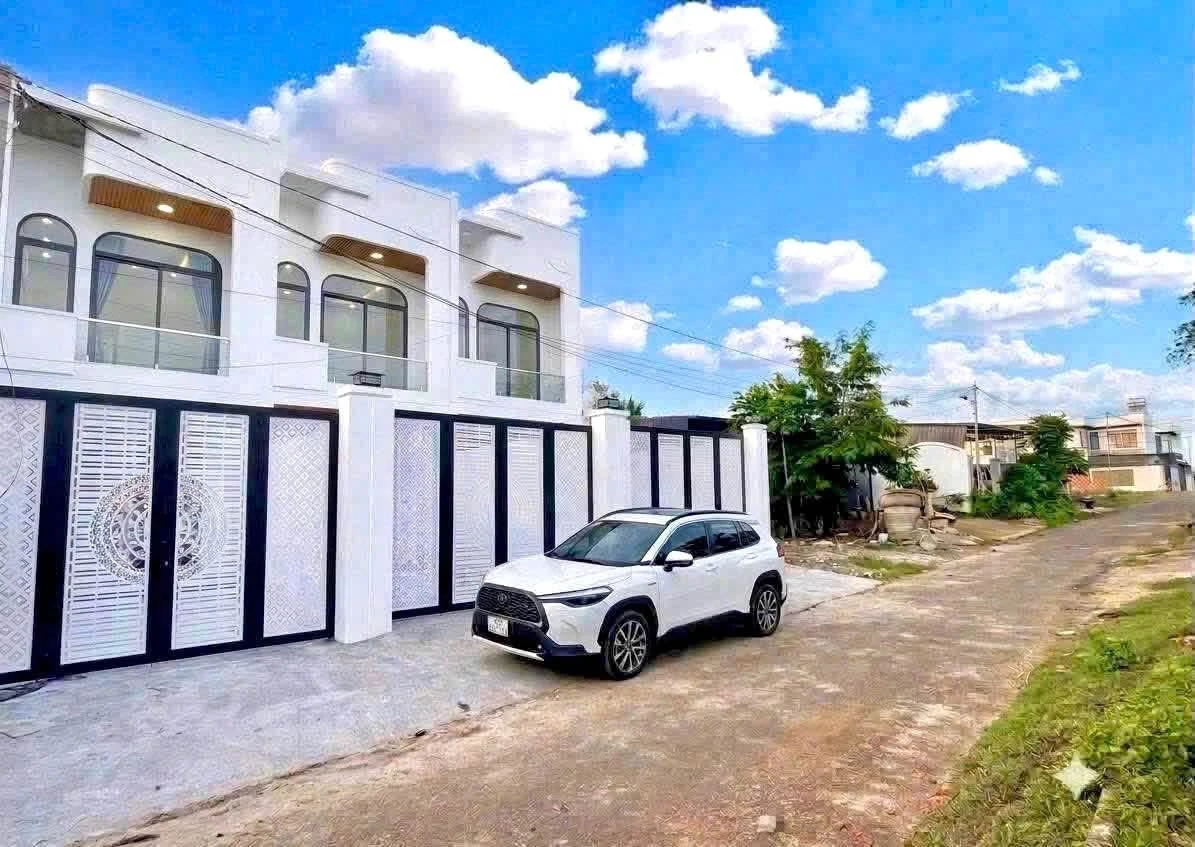 Bán nhà 1 lầu 92m2 3 phòng ngủ Buôn Ma Thuột 2.68 tỷ - Ảnh 1